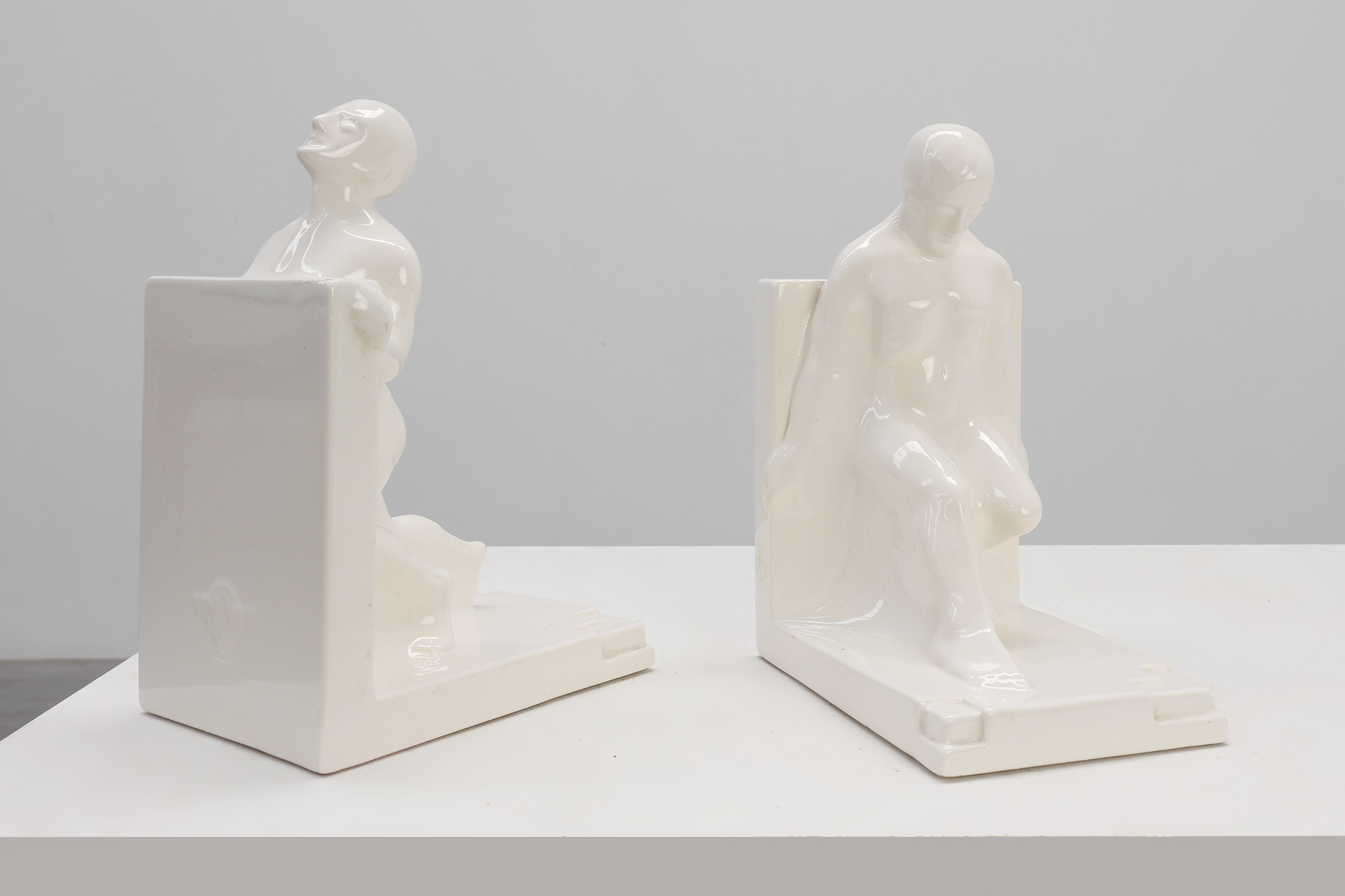 Pair Ceramic bookends by Godofridus Boonekamp for Plateelbakkerij Schoonhoven, Netherlands ca. 1920thumbnail